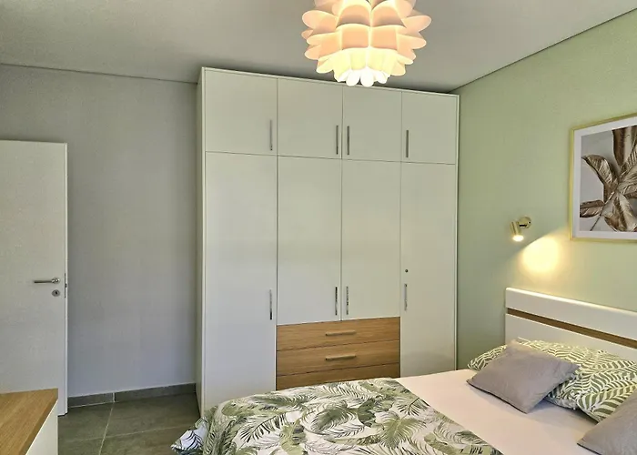 Olive Tree - Happy Apartment Plazhi San Pietro