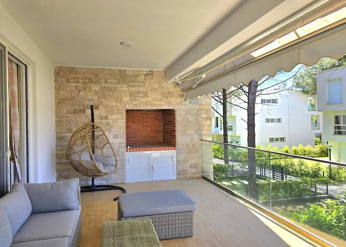 Olive Tree - Happy Apartment